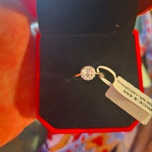 brand new never worn genuine moissanite ring